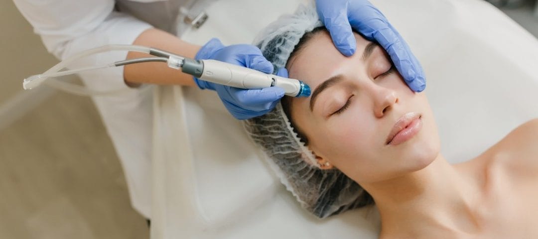 The Benefits of Hydrafacial:  Why It&rsquo;s the Ultimate Skin Treatment